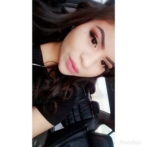 Meet your Posher, Sandy